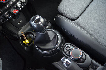 PRODÁM MINI COOPER ONE 1.5D 5-DVÉŘ NAVI,ALU,TEMPOMAT - 13