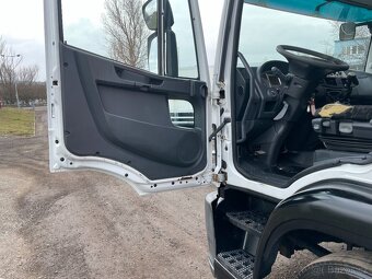 Iveco EUROCARGO 120E25 PLACHTA ČELO - 13