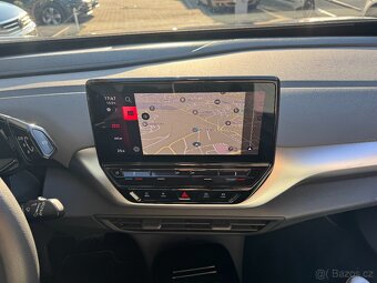 VW ID.4 Pure 125kW 64tkm Navigace Webasto DAB Full LED - 13