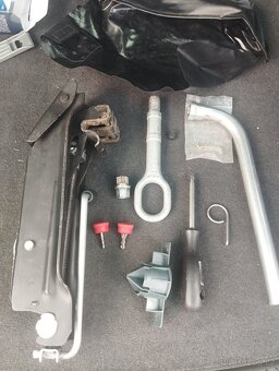 VW Touran 2.0 TDI - 13