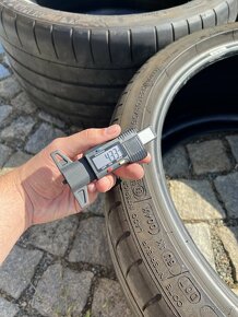 Michelin Pilot Super Sport 265/35/20 a 295/30/20 - 13