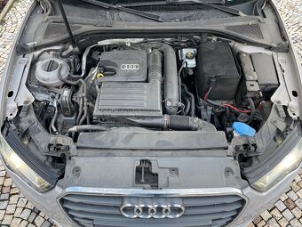 Audi A3 cabrio 1,4 TSFI - 103 KW najeto 120000 km - 13