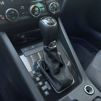 Škoda Octavia III FL Combi 1.6 TDI DSG Style Businessline - 13