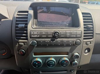 Nissan Pathfinder 2.5 dCi Comfort AUT. 126kw - 13