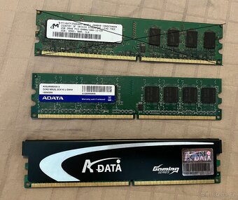 Paměti RAM do PC, typu DDR, DDR2 a DDR3, uvedená cena je za - 13