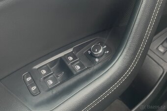 VW Touareg 4x4,Webasto,kamera,asistenty,nočné videnie, - 13