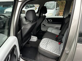 Škoda Roomster 1,2i 47kW, r.v. 2007, nová STK, nový olej - 13