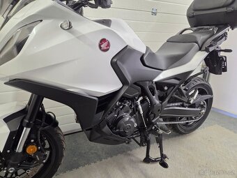 Honda NT 1100 - manuál - 13