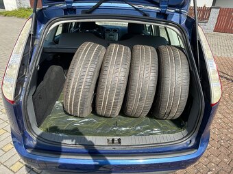 Ford Focus Kombi 1.6i 74kw - 13