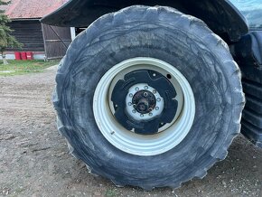 New Holland T8 390 - 13
