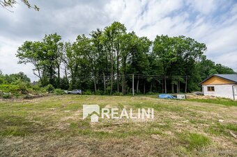 Prodej stavebního pozemku s úžasnými výhledy v Hnojníku o ve - 13