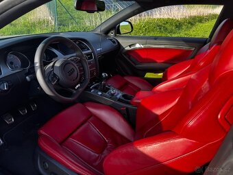 AUDI celoperforovaný volant s MULTIFUNKCIOU a RS F1 pádlami - 13