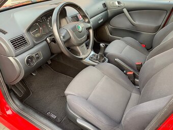 Škoda Octavia Tour 1.9 TDI 74kW RS paket r.v.2010 - 13