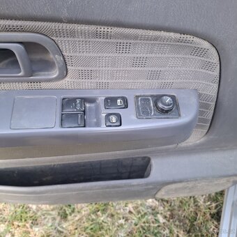 Nissan navara d22 r.v2004 najeto112tkm - 13