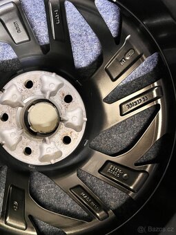 5x114,3 R19 Originál Hyundai Tucson - TOP TOP STAV - 13