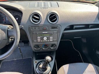 Ford Fusion 1.4i Automat - 13