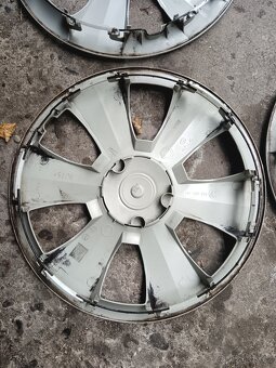 Originál poklice škoda fabia r 15 - 13