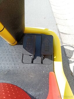 Prodám zahradní traktor Rider Outils-wolf 15.5Hp Hydro - 13