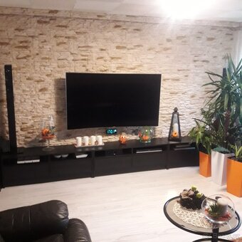 Prodej RD v Rousínově, užitná plocha 230m2, pozemek 1980m2 - 13