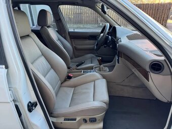 BMW Řada 5, 540i e34 - 13