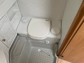 Hobby Excellent 450, 4 osoby, bojler, rozfuk, wc, stan - 13