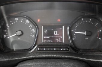 Toyota Proace 110kW (2019) - 13