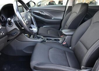 Hyundai i30 1.6CRDi 85kW STYLE ČR - 13