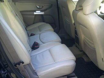 Volvo XC90, 2.4 D5 AWD Executive - 13