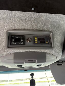 Obytný Volkswagen VW Crafter zimní - 13