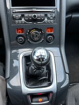 Peugeot 5008, 1.6 115 kW PANORAMA - 13