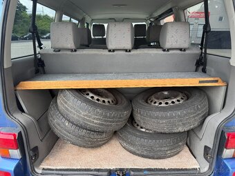 Volkswagen Caravelle 2.5TDI 75kw Nová STK 8 míst - 13