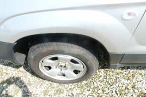 Subaru Forester 2.0i 92kw 4x4 benzín manuál - 13