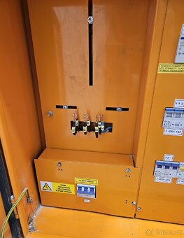 Stavební rozváděč 4x400V, 3x240V včetně kabelu - 13