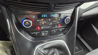 FORD KUGA 2.0TDCi  4x4  132KW TITANIUM 1MAJITEL - 13