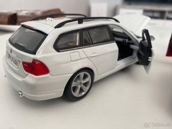 Modely bmw 1:18 + 1:24 - 13