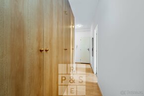 Prodej byty 2+1, 47 m2 - Praha - Smíchov, ev.č. 00138 - 13