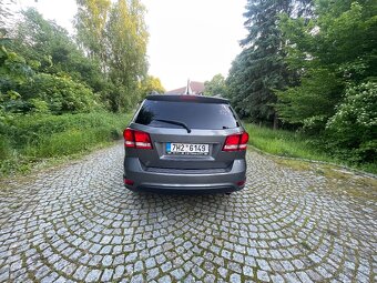 Fiat Freemont 2.0 JTD - 13