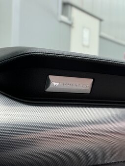 FORD MUSTANG 2.3 ECOBOOST 213 kW COUPÉ – 2019 - 13