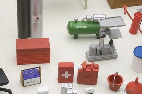 Sada vybavení dílny - diorama 1:18 AUTOart - 13