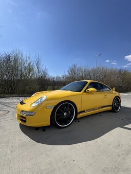 Porsche 911 Carrera GT3 - 13