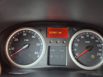 Renault Trafic 2.0dCi Black Edition   NAVI 9MÍST - 13