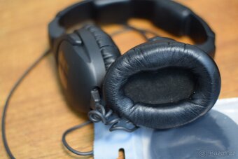 sluchátka Sennheiser HD 300 PRO - 13