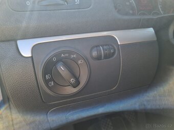 VW Golf V facelift, 1,4 TSI 90kw, manuál 6q, výhřev, senzory - 13