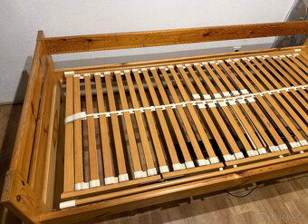 Zdravotní postel s elektrickým roštem a matrací - 13