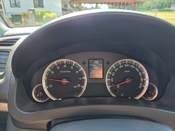 Suzuki Swift 1.2 VVT 66 kW, 2012, nová technická - 13