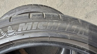 Letní pneu 265/35/19 Michelin - 13