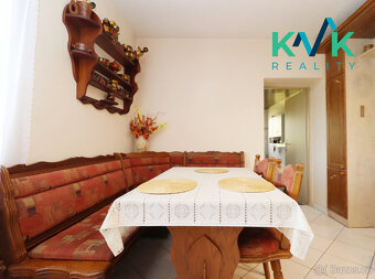 Prodej rodinného domu 4+1 se zahradou, pozemek 2 723 m², Kos - 13