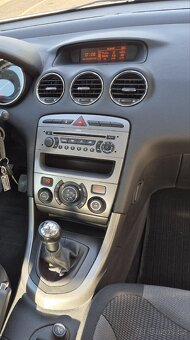 Peugeot 308 1.6i 88kW Klima Tempomat najeto 78000km - 13