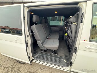 Volkswagen Caravelle T5.1 2011 103KW DPH - 13