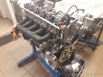 Mercedes G 250 Wolf - 13